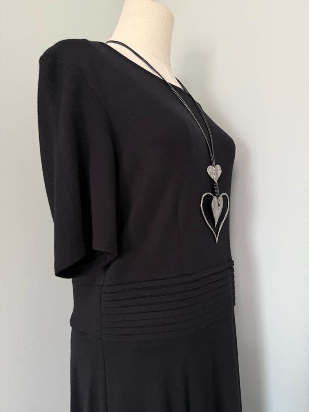 Vince Camuto Black Midi Fit-and-Flare Dress - Picture 9 of 14